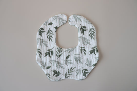 Leaves Kindom Bib